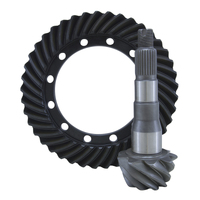 USA Standard Ring & Pinion Gear Set For Toyota Landcruiser in a 4.11 Ratio